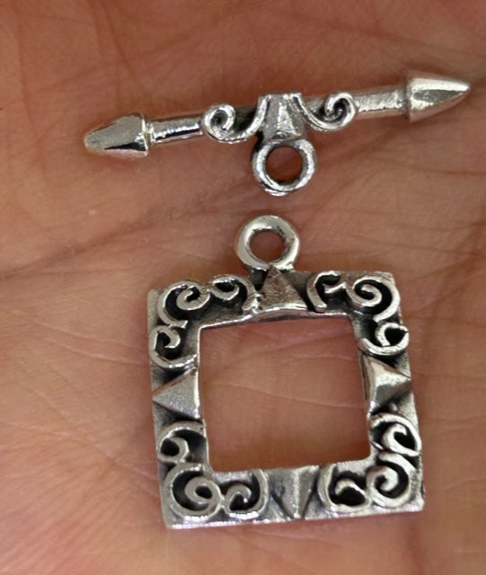 TG023 -Sterling Silver Toggle Clasp Square Shape