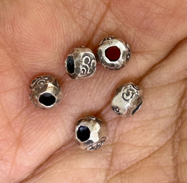 HB21 - Hill Tribe Silver Big Hole Bead