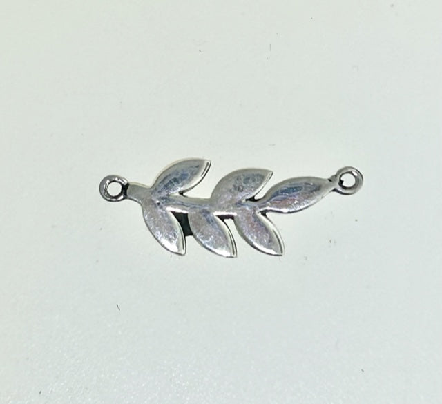 SCom13 - Sterling Silver Leaf Connector