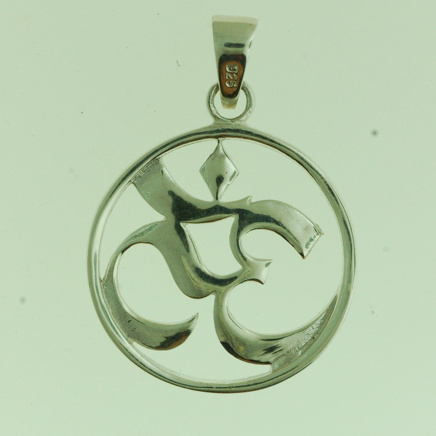PS013- Sterling Silver Omn Pendant