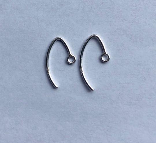 EW3- Sterling silver V shape ear wire. Earring Wires. Good quality handmade ear wire.Price per 5 pairs.